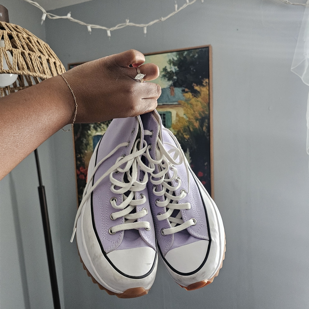 Converse Women's Lavender Sneakers